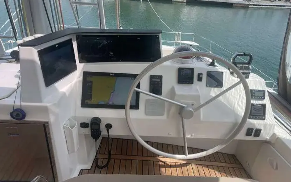 slider 19 Bali Catamarans Bali 5.4