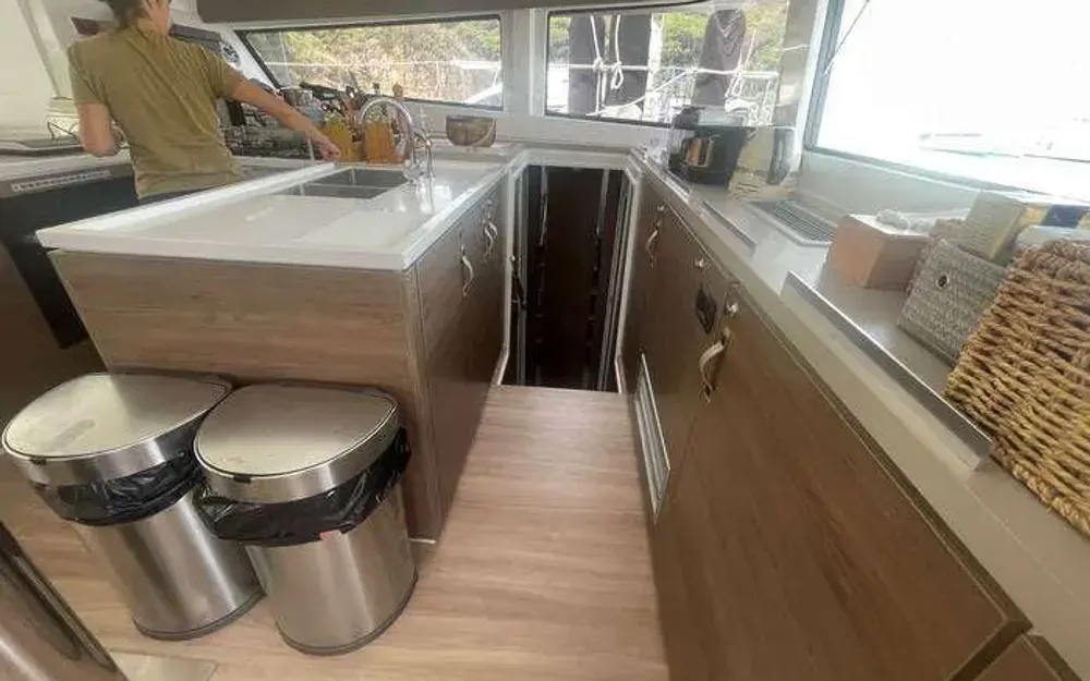 slider 33 Bali Catamarans Bali 5.4
