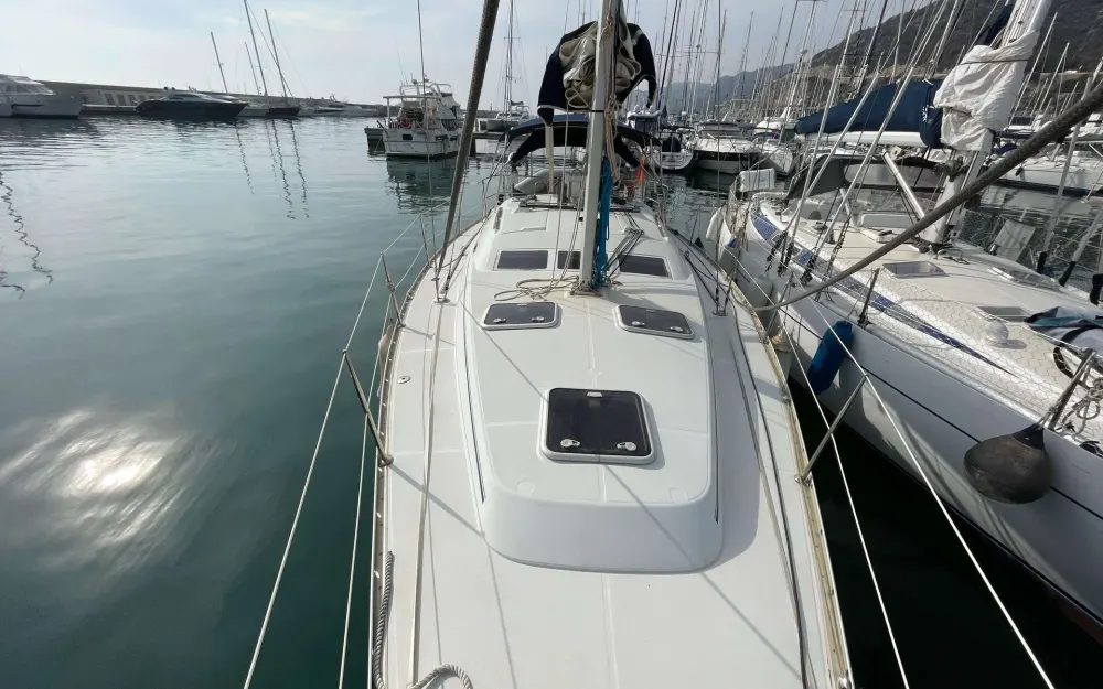 slider 10 Beneteau Oceanis 373 Clipper