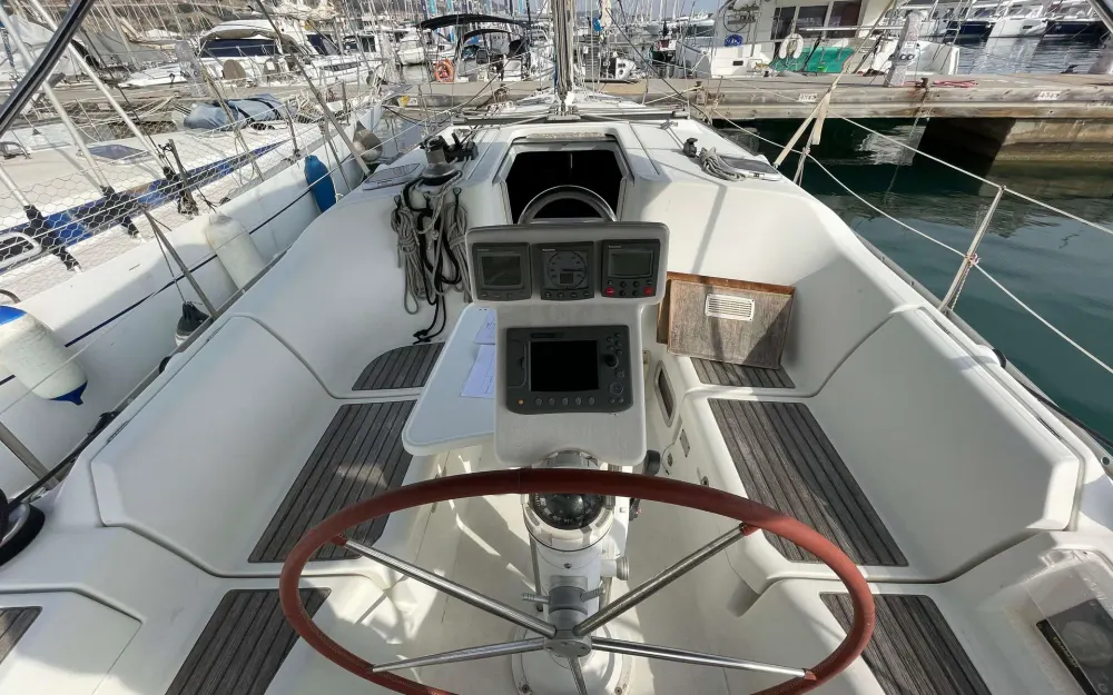 slider 5 Beneteau Oceanis 373 Clipper