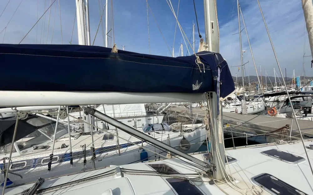 slider 7 Beneteau Oceanis 373 Clipper
