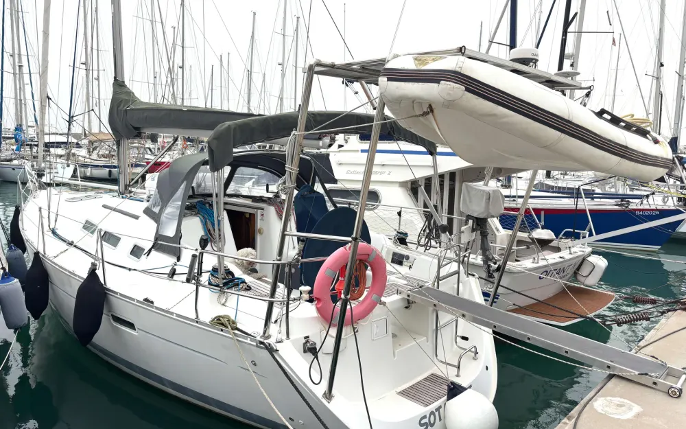 slider 0 Beneteau Oceanis 373 Clipper