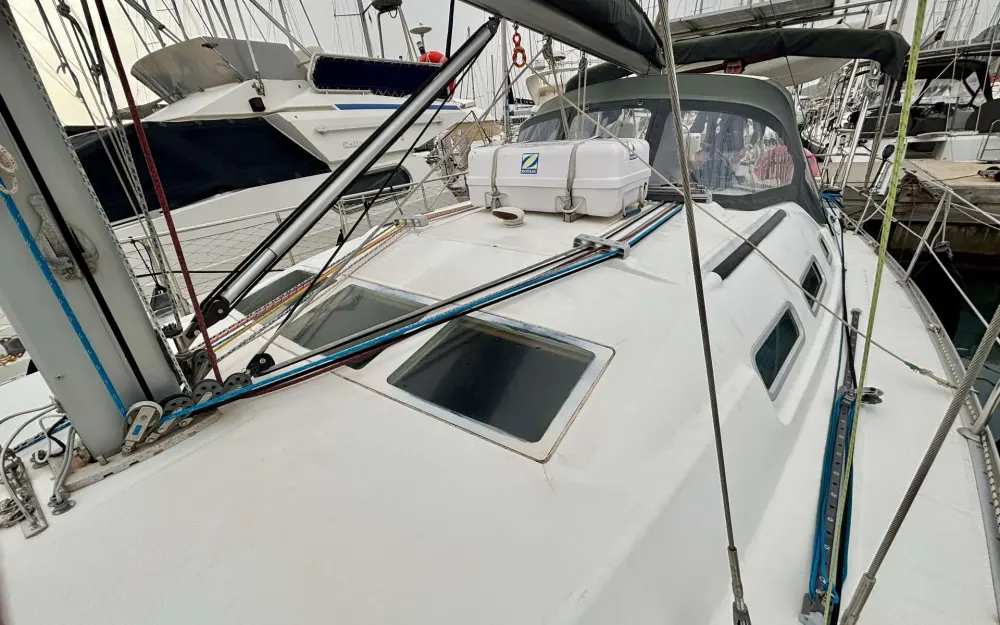 slider 12 Beneteau Oceanis 373 Clipper