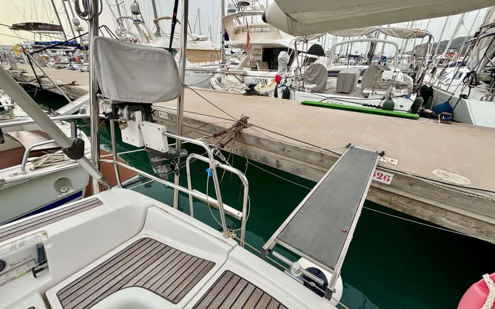 slider 5 Beneteau Oceanis 373 Clipper