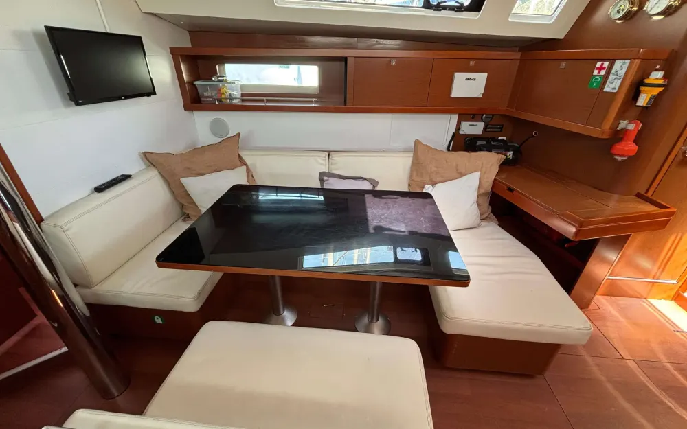 slider 19 Beneteau Oceanis 45