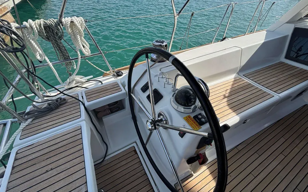 slider 21 Beneteau Oceanis 45