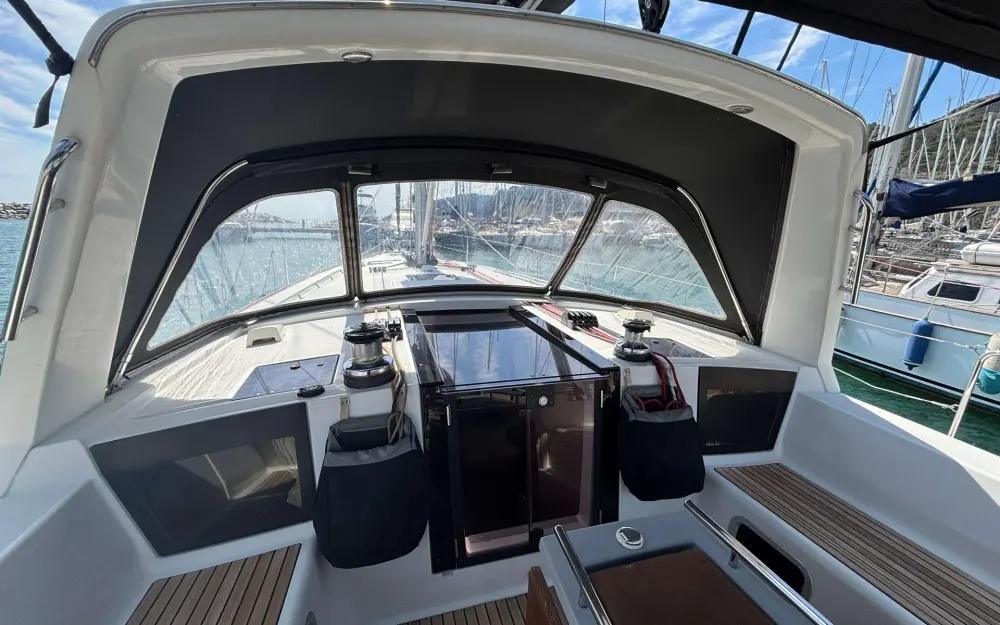 slider 34 Beneteau Oceanis 45