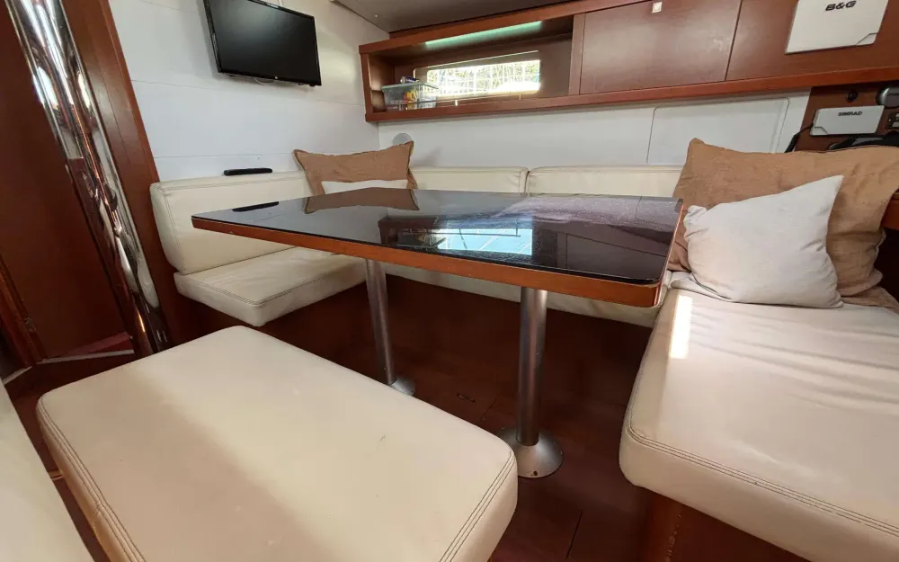 slider 35 Beneteau Oceanis 45
