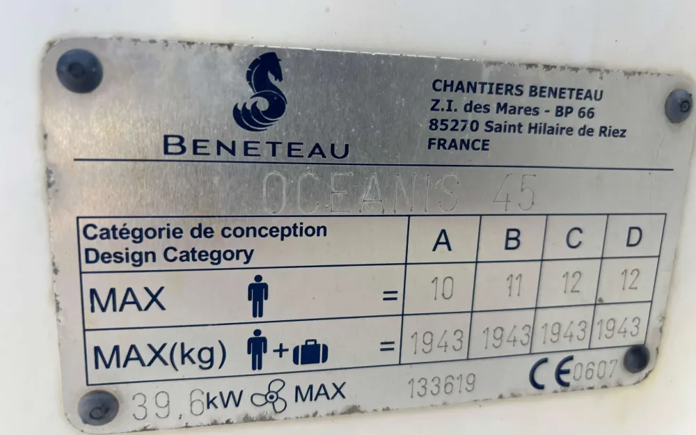 slider 41 Beneteau Oceanis 45