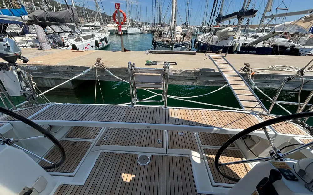 slider 54 Beneteau Oceanis 45