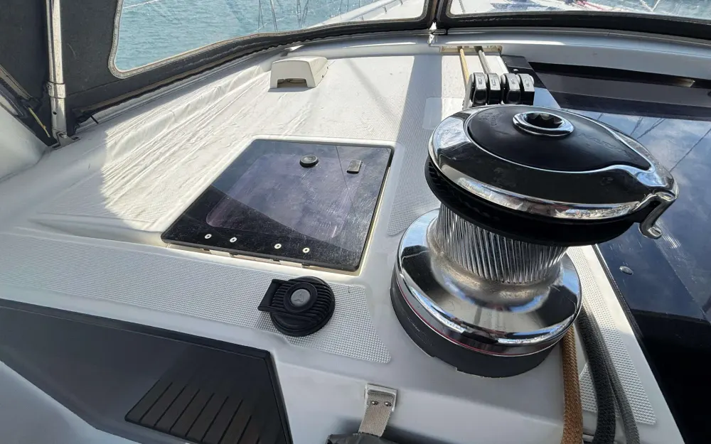slider 7 Beneteau Oceanis 45