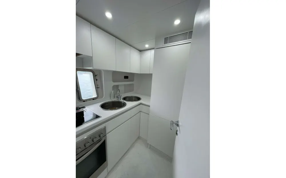 slider 13 Mangusta  72