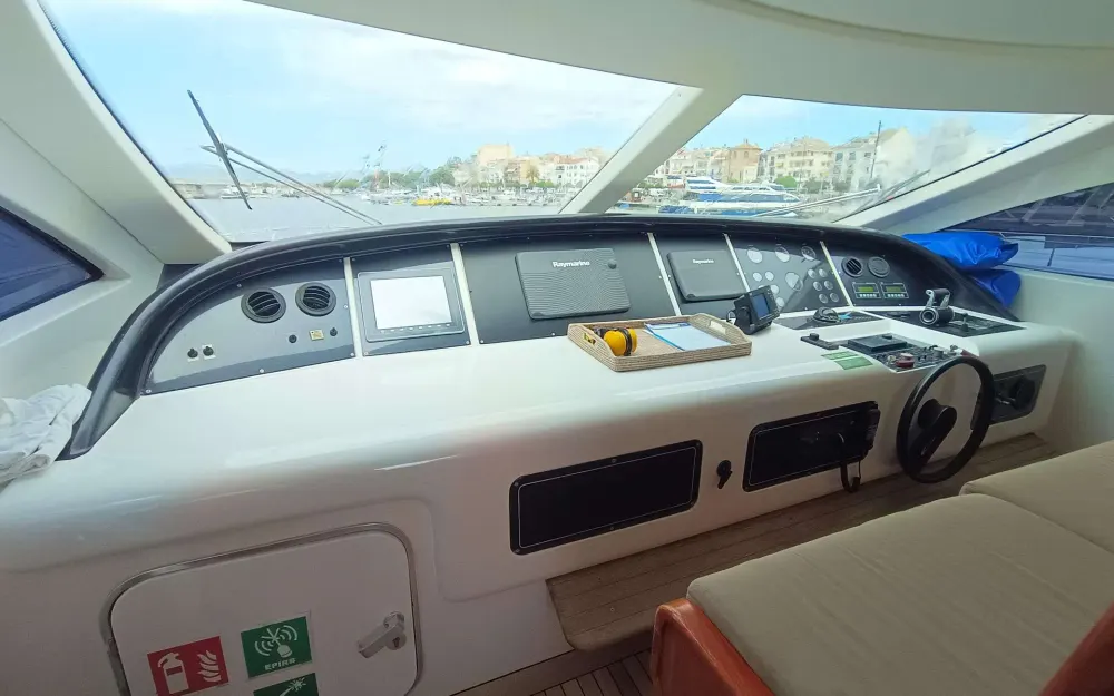slider 39 Mangusta  72