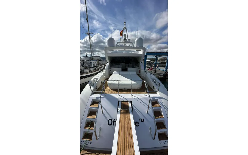 slider 44 Mangusta  72