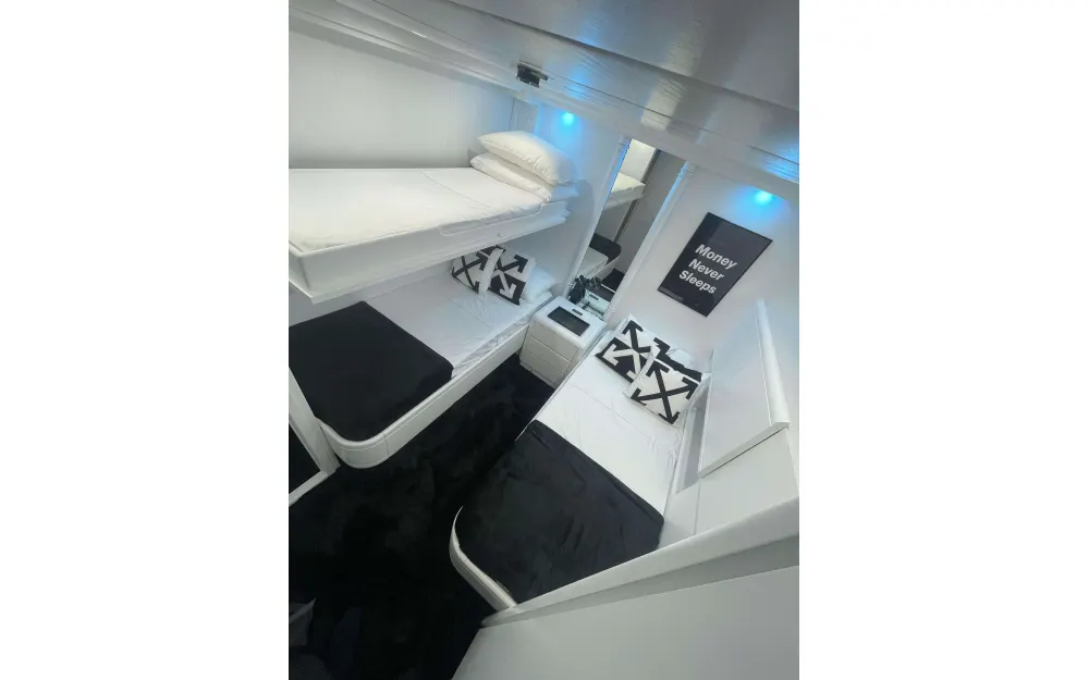 slider 6 Mangusta  72