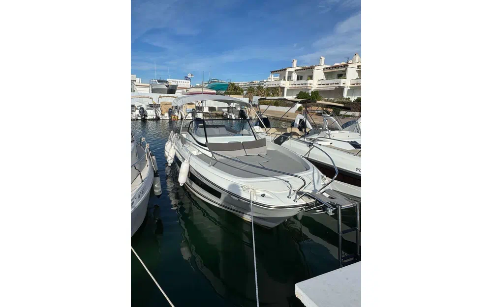 slider 9 Jeanneau Cap Camarat 7.5 WA