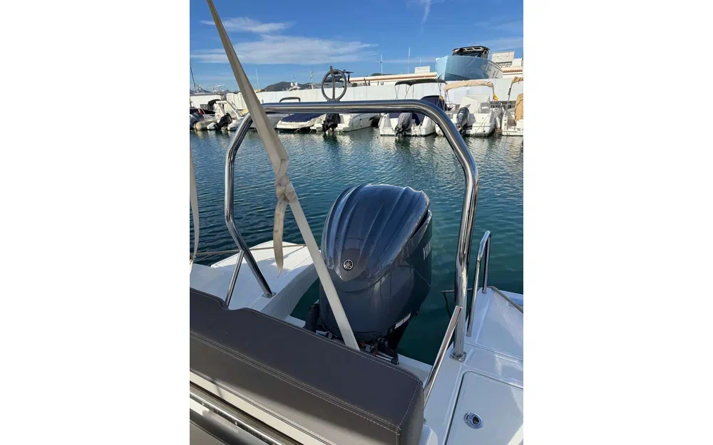 slider 13 Jeanneau Cap Camarat 7.5 WA