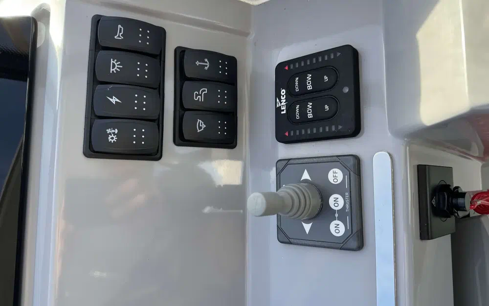 slider 15 Jeanneau Cap Camarat 7.5 WA