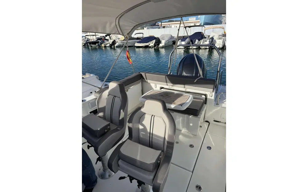 slider 17 Jeanneau Cap Camarat 7.5 WA