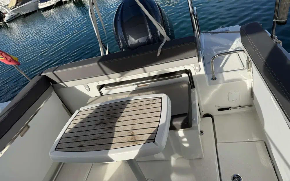 slider 25 Jeanneau Cap Camarat 7.5 WA