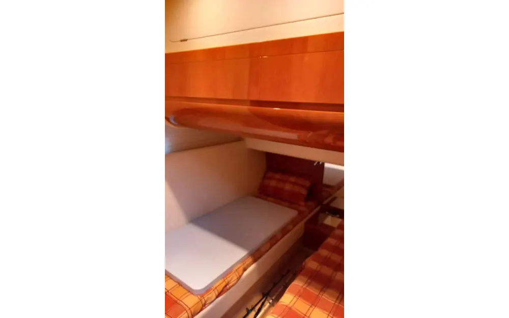 slider 10 Astondoa  394