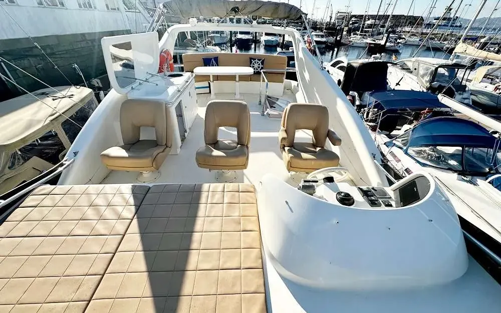 slider 8 Astondoa  59