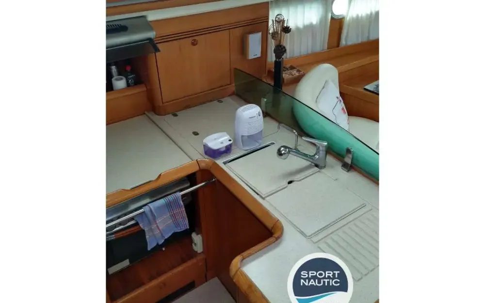 slider 13 Jeanneau Sun Odyssey 54 DS
