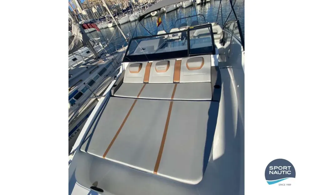 slider 12 Beneteau Flyer 10