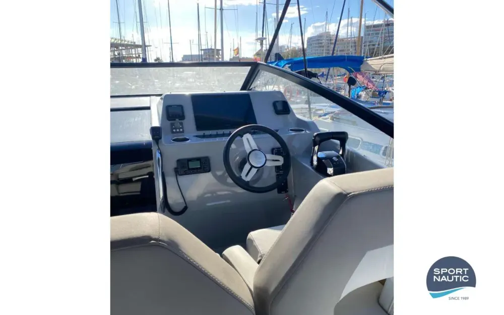 slider 17 Beneteau Flyer 10