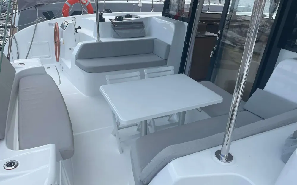 slider 10 Excess Catamarans Excess 11