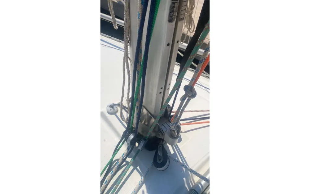 slider 10 Jeanneau Sun Odyssey 31
