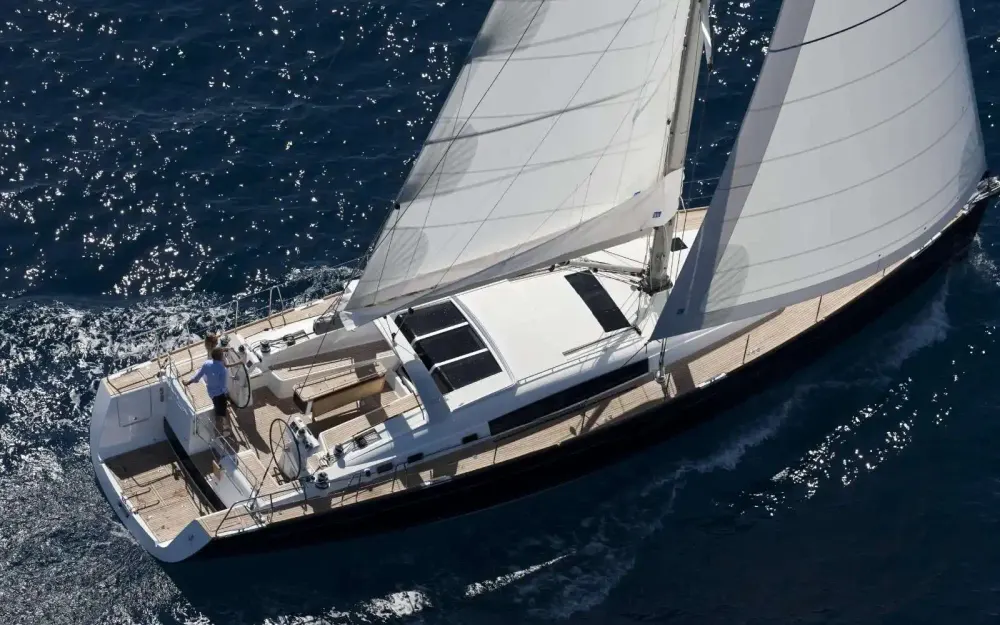 slider 1 Beneteau Oceanis 58