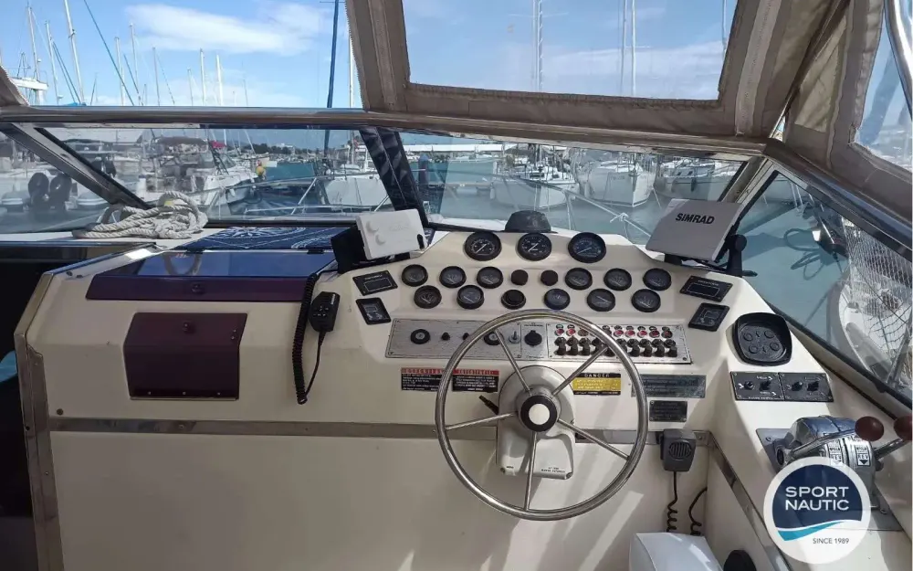 slider 11 Glastron Riviera 350