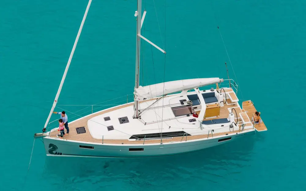 slider 9 Beneteau Oceanis 41.1