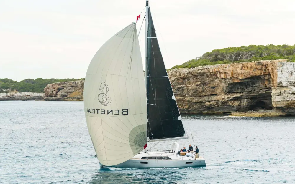 slider 10 Beneteau Oceanis 41.1