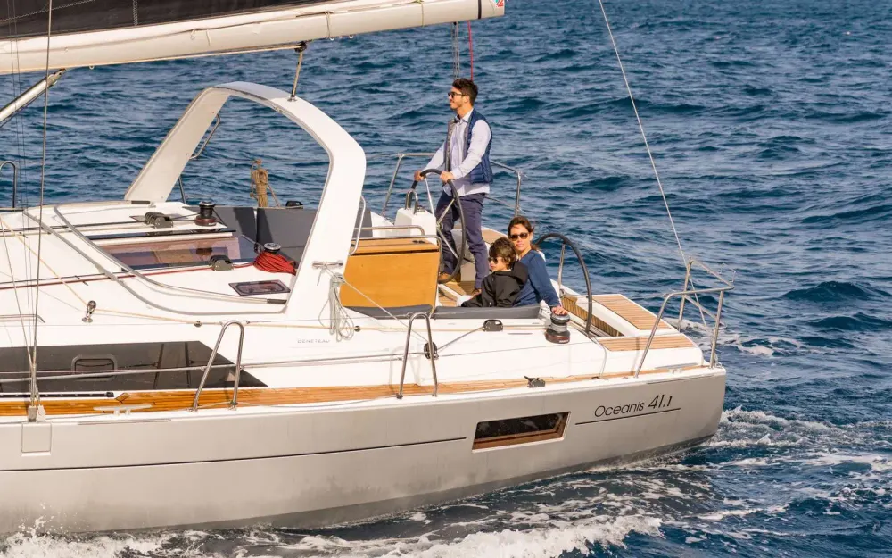 slider 11 Beneteau Oceanis 41.1