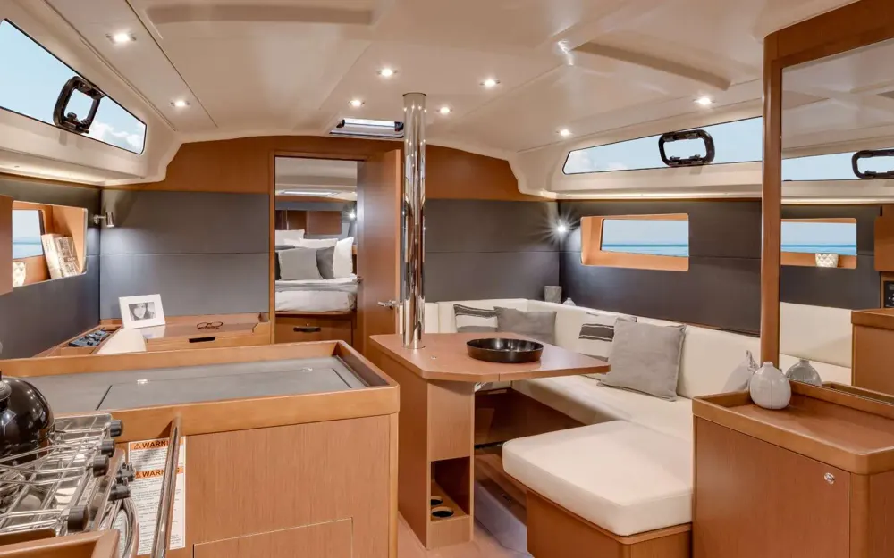 slider 2 Beneteau Oceanis 41.1