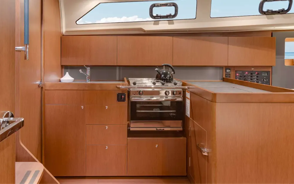 slider 8 Beneteau Oceanis 41.1