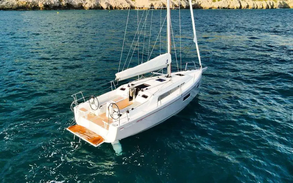 slider 13 Beneteau Oceanis 34.1