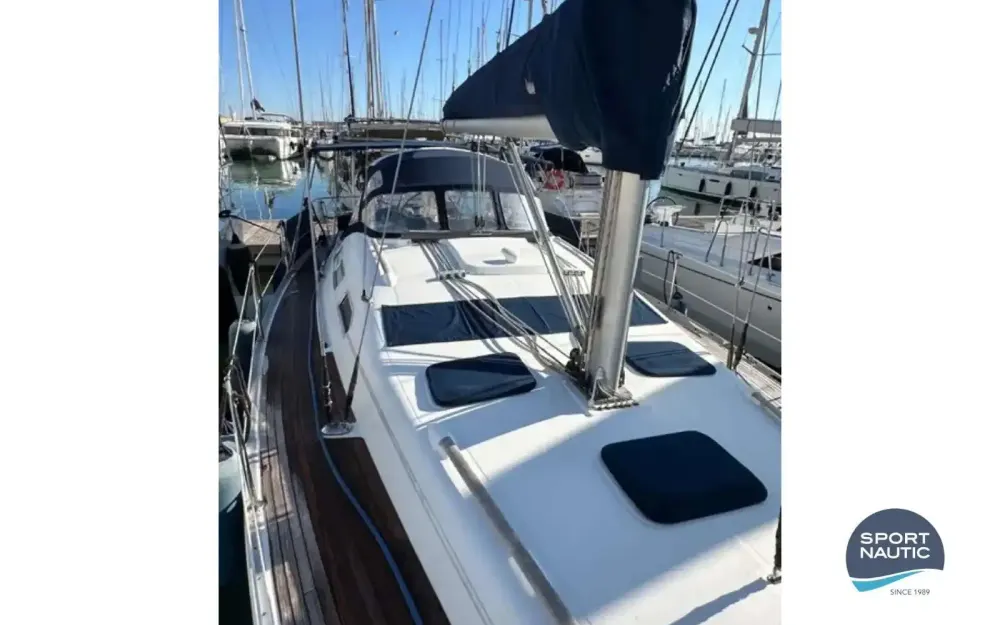 slider 6 Beneteau Oceanis 393 Clipper
