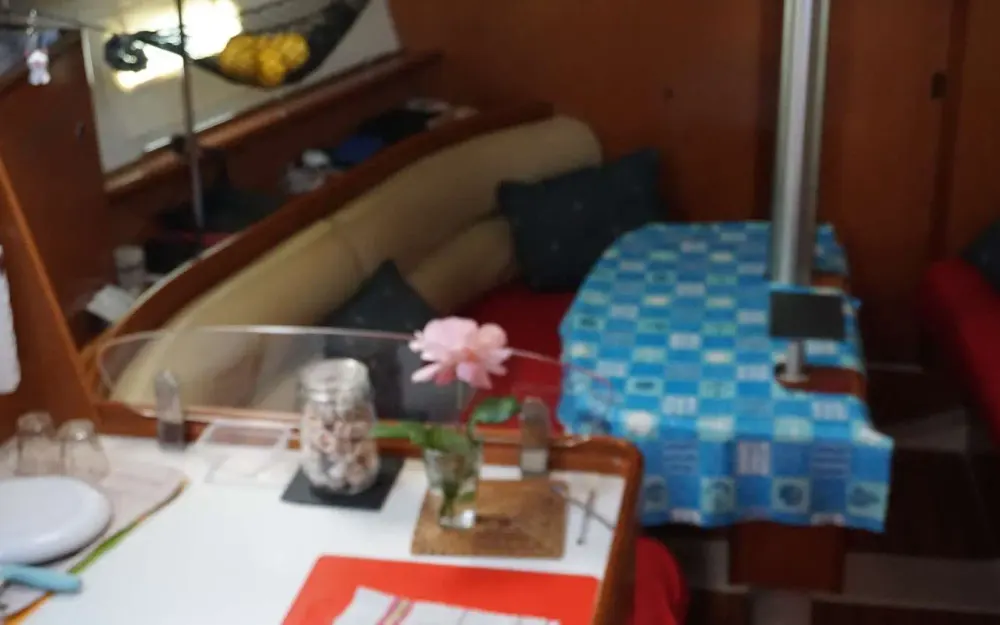 slider 9 Beneteau Oceanis 343 Clipper