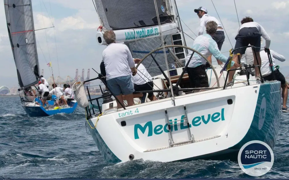 slider 8 Grand Soleil  37
