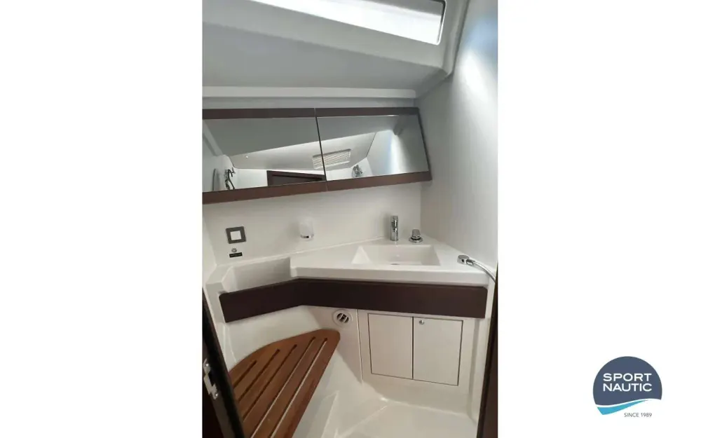 slider 9 Beneteau Oceanis 46.1