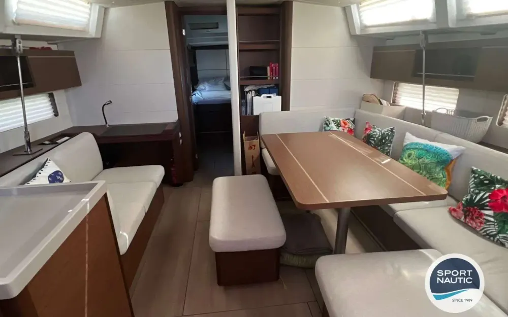 slider 10 Beneteau Oceanis 46.1