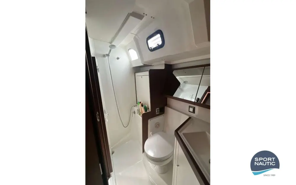 slider 3 Beneteau Oceanis 46.1
