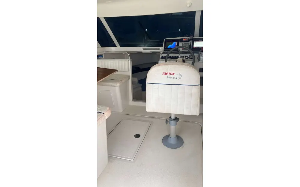 slider 6 Faeton  910 Moraga