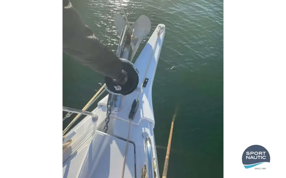 slider 1 Beneteau Oceanis 38.1