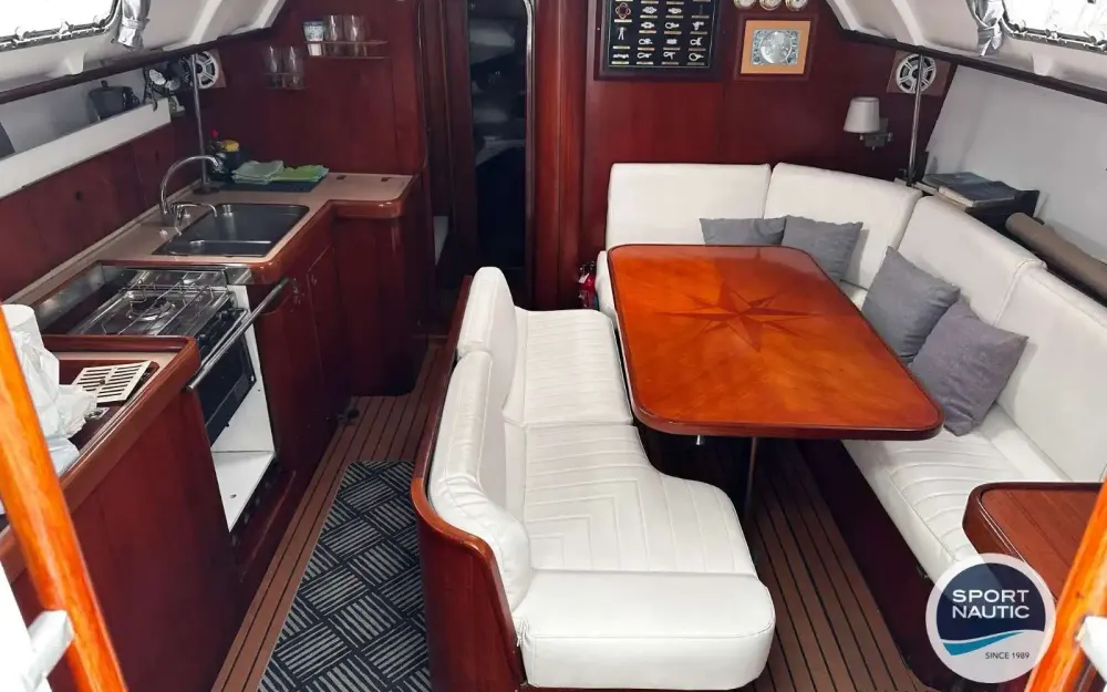 slider 9 Beneteau Oceanis 440