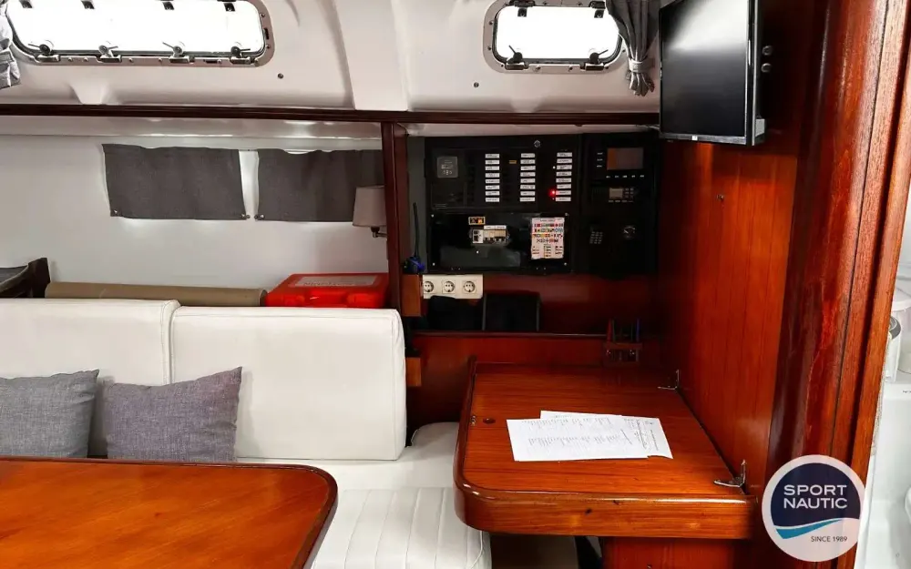 slider 5 Beneteau Oceanis 440
