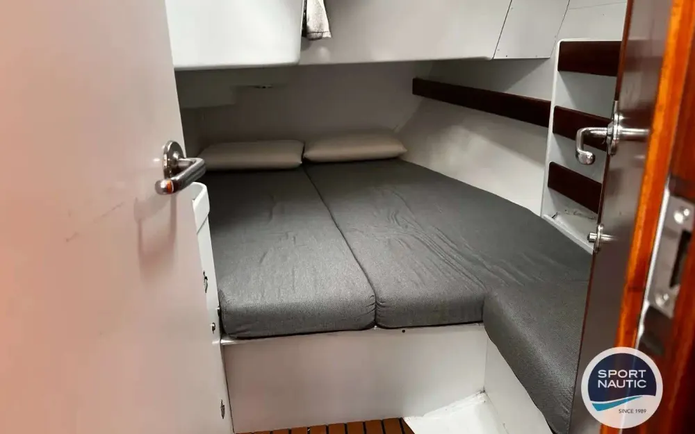 slider 8 Beneteau Oceanis 440